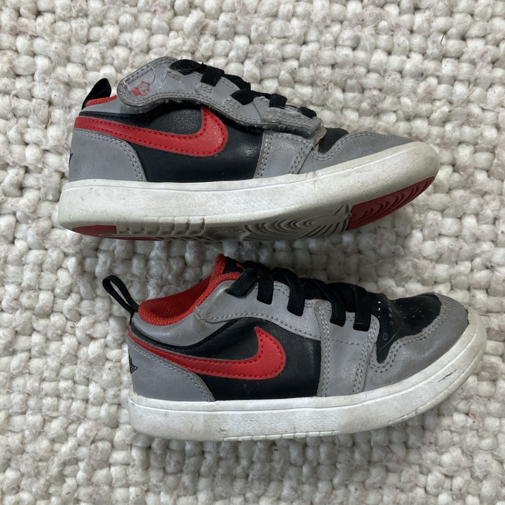 Boys Nike Air Jordan 1 Low ALT Size 12c Sneakers